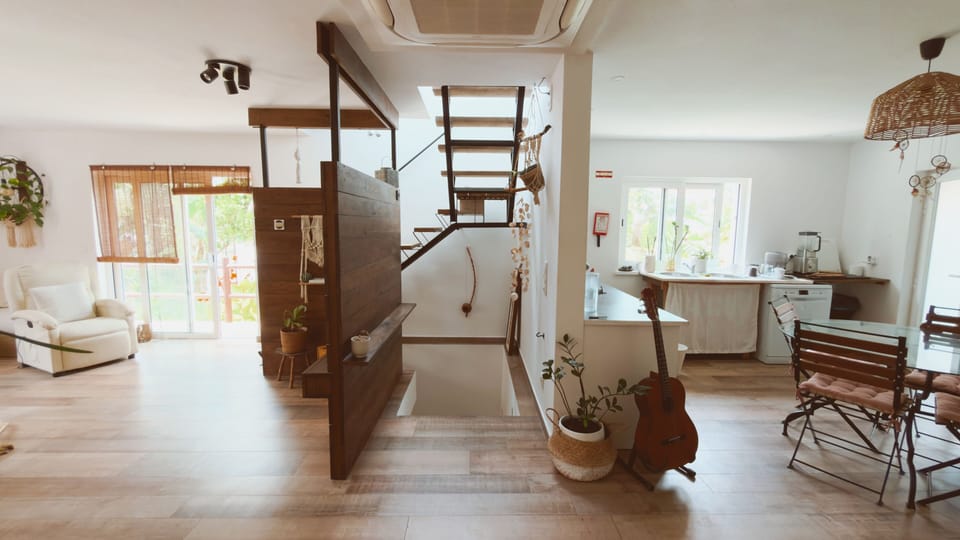 Double Room | WiFi (free), bed sheets