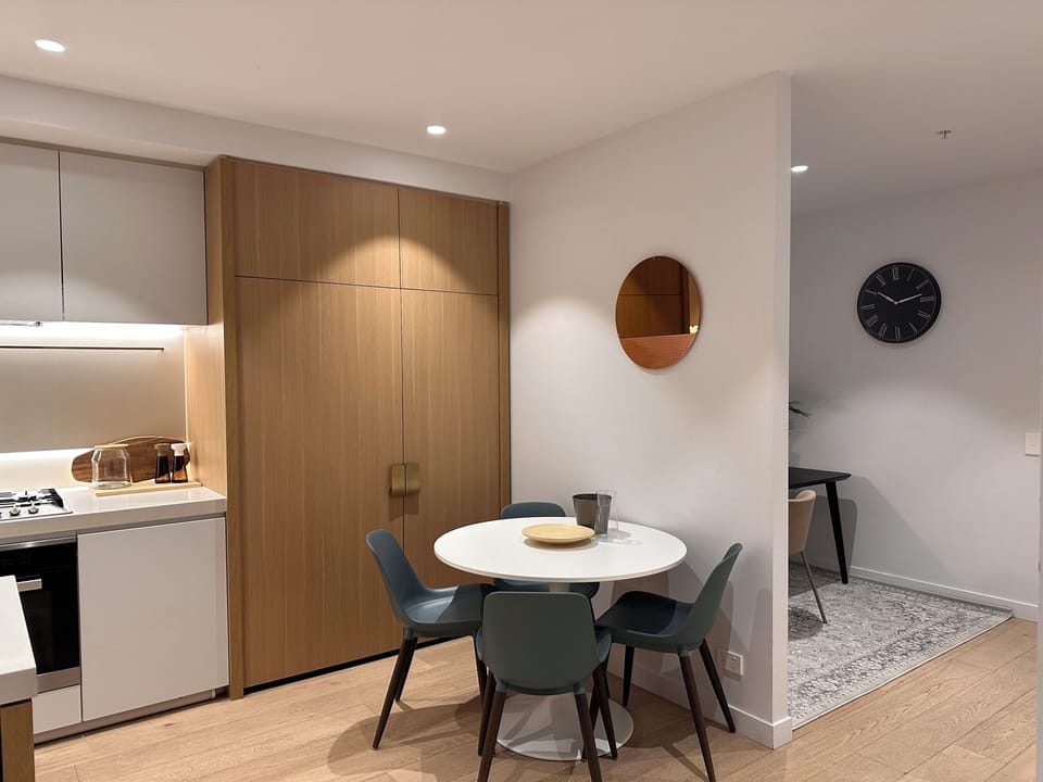 Dinning Table