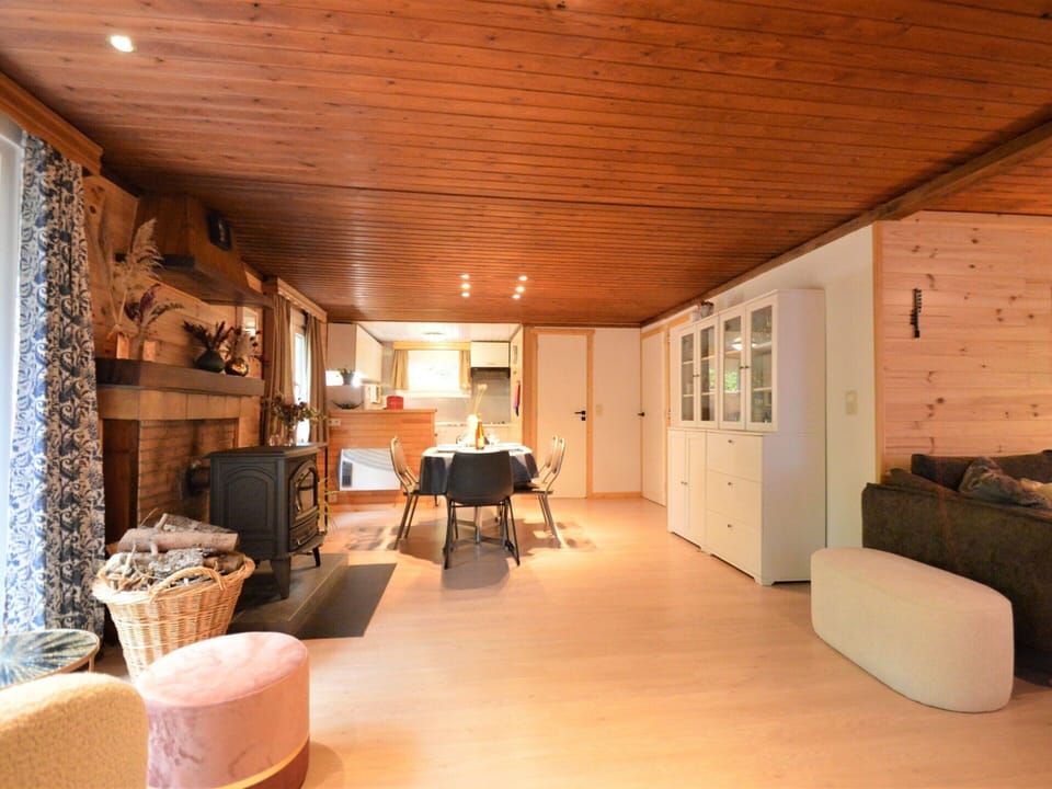 Chalet | Living area