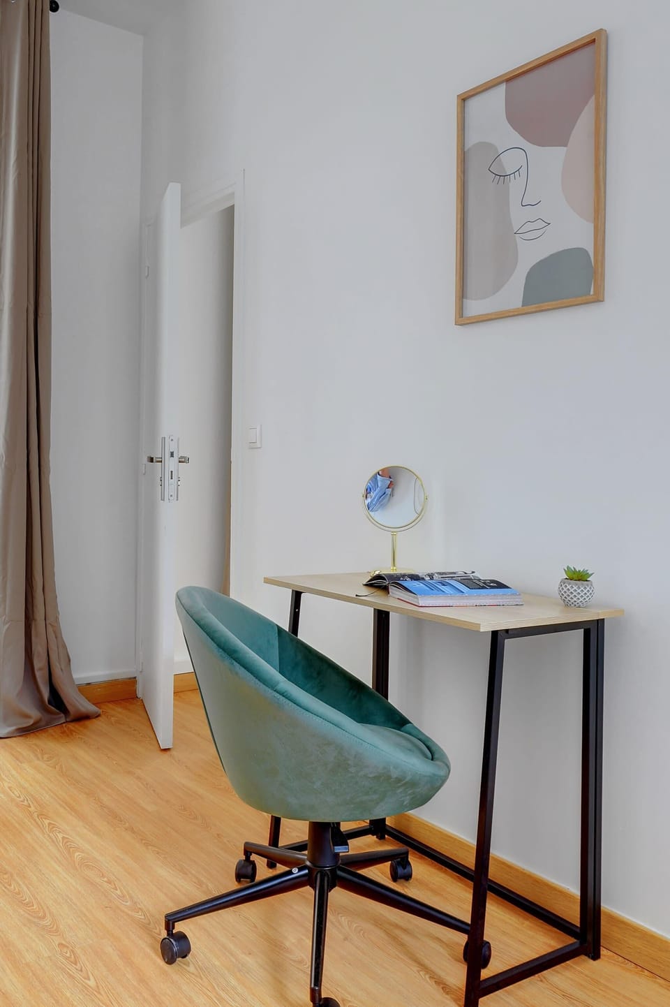 The space can be used as a work-from-home area