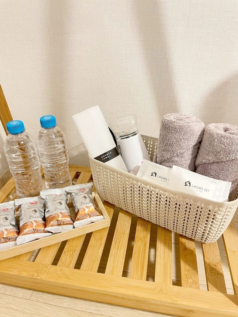 Bathroom amenities