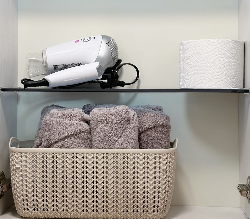 Bathroom amenities