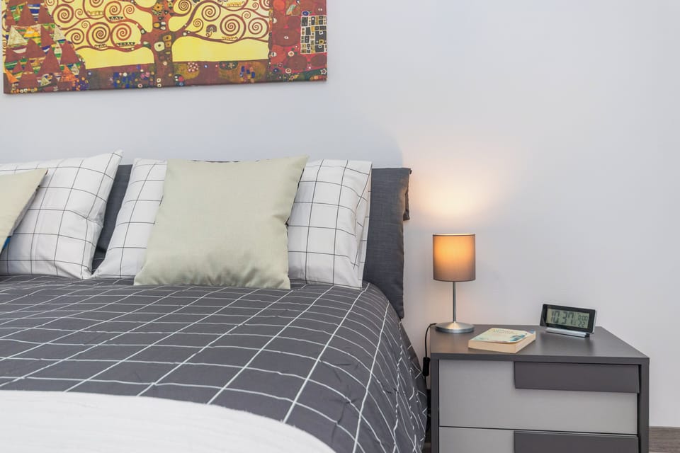 Apartment, Balcony | 1 bedroom, iron/ironing board, free WiFi, bed sheets