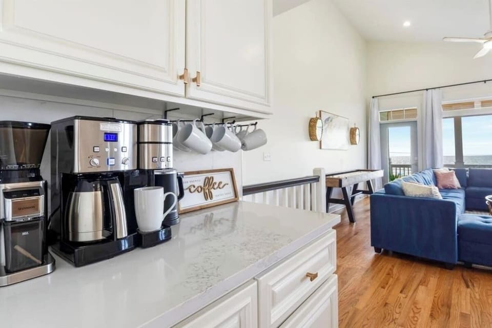 Coffee bar with free bag of specialty coffee and k cups