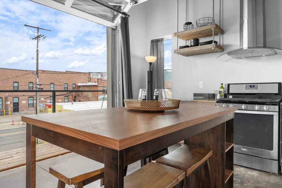 Garage door in main living room opens to city views!