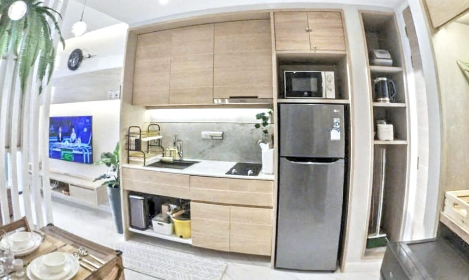 Condo, 1 Bedroom, Accessible, Balcony | Interior