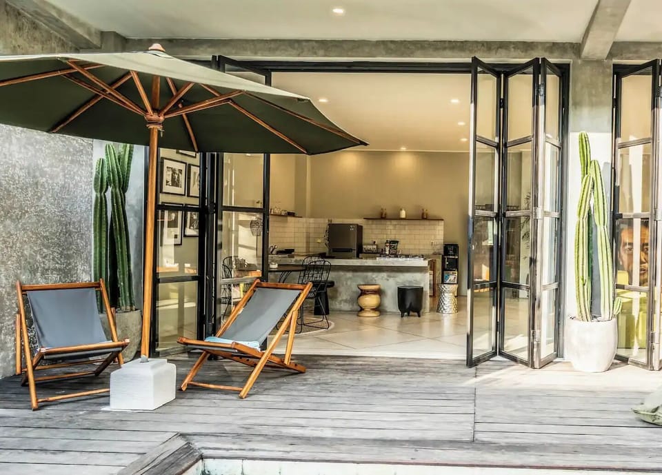Luxury Villa | Terrace/patio