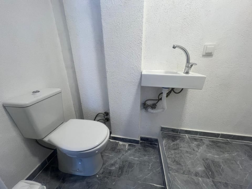 Standard Room, City View | Desk, laptop workspace, free WiFi