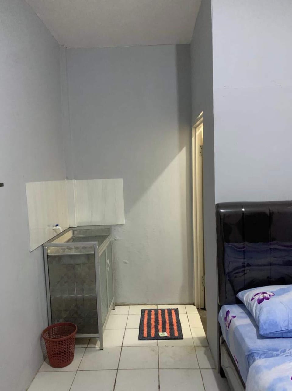 Standard Double Room | Free WiFi, bed sheets