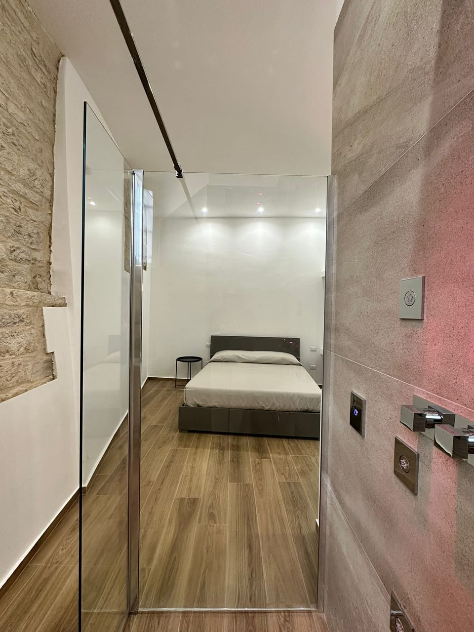 Premium bedding, memory foam beds, individually furnished, desk