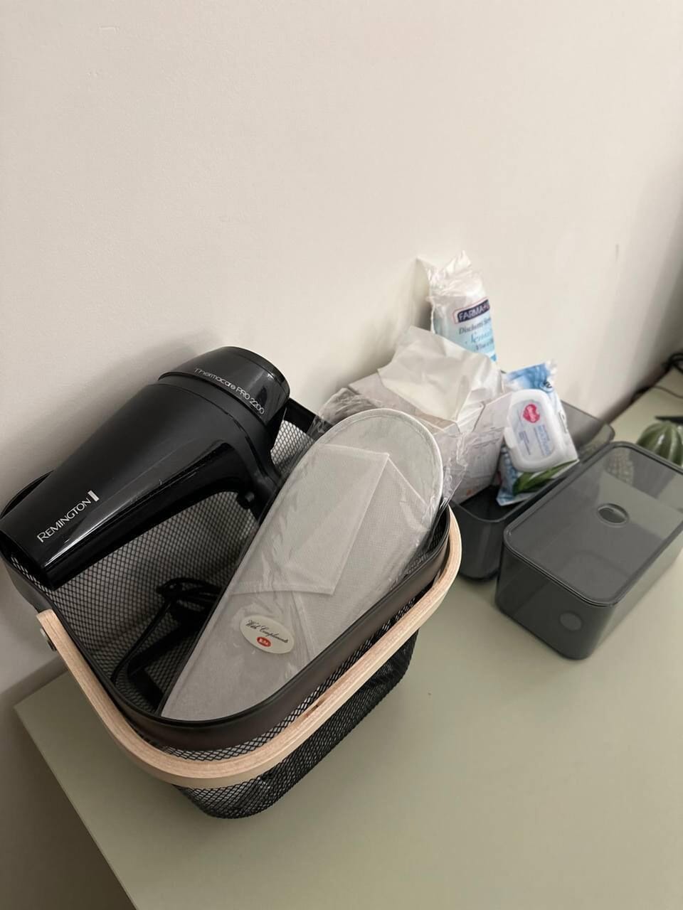 In-room safe, desk, free WiFi