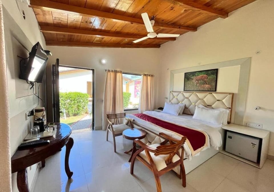 Premium Cottage, Garden View | Premium bedding, memory foam beds, desk, free WiFi