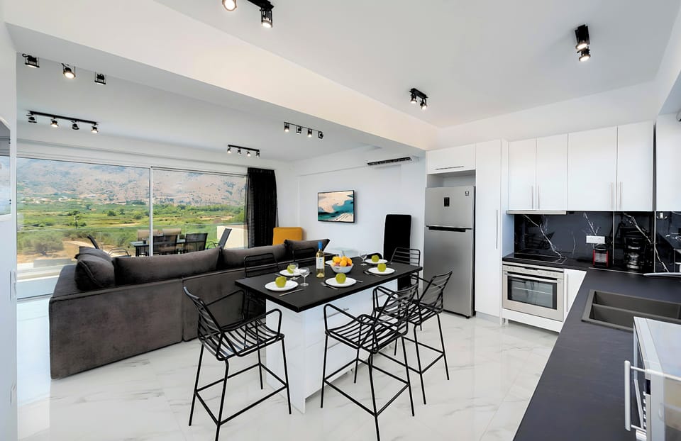 Luminosa Luxury Villa | HotelPraxis Group