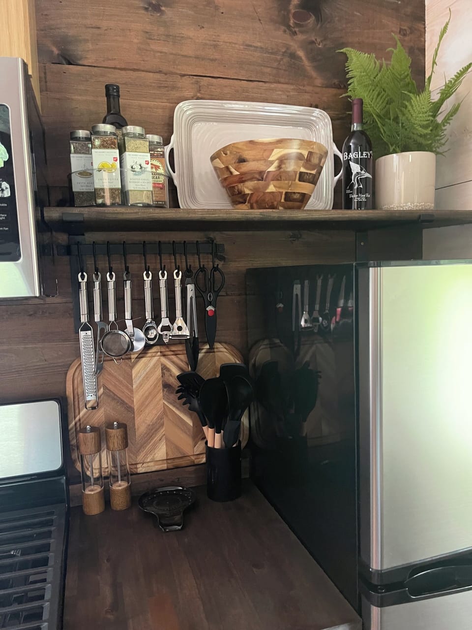 Everything you need ~ just bring your food!  Kitchen is all set for cooking!