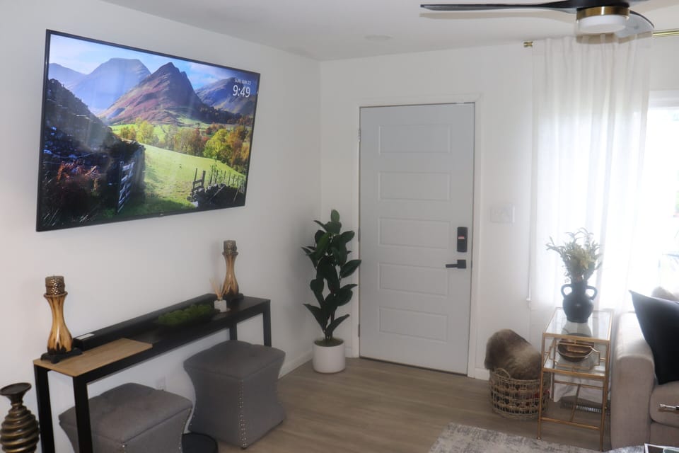 TV’s in all bedrooms and in the living room.