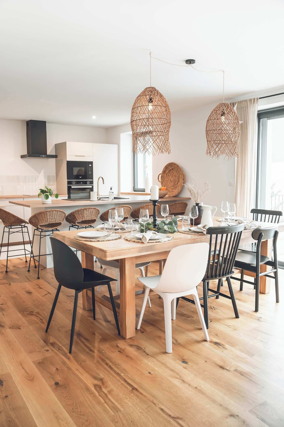 Coin repas / cuisine - Gite 8 personnes -  L'authentique - Station des Rousses