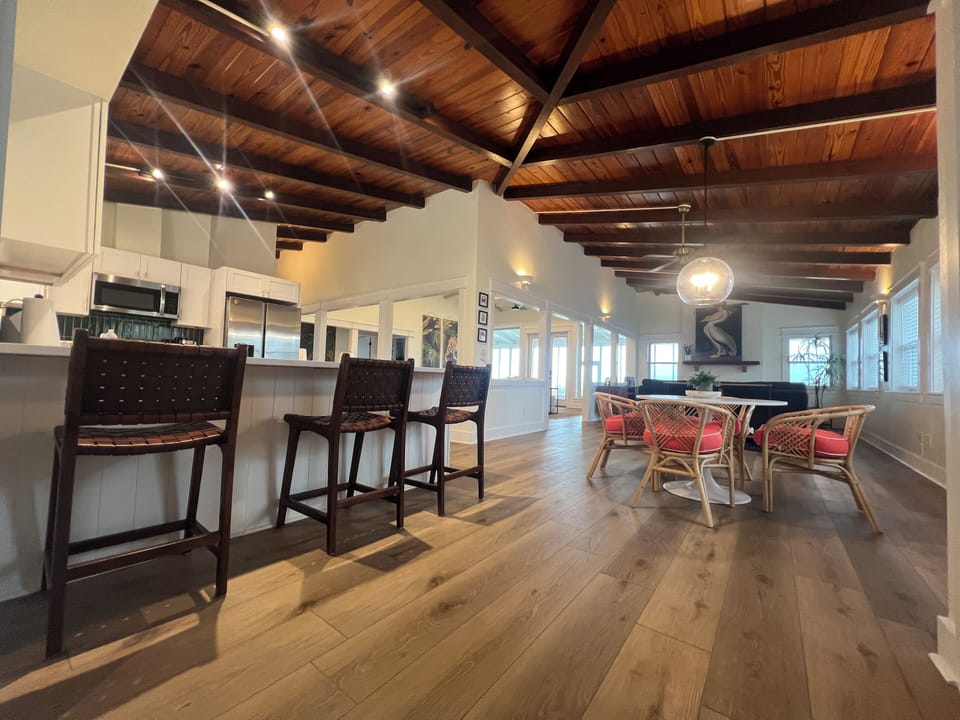 Spacious kitchen, eating areas, and multiple dens 