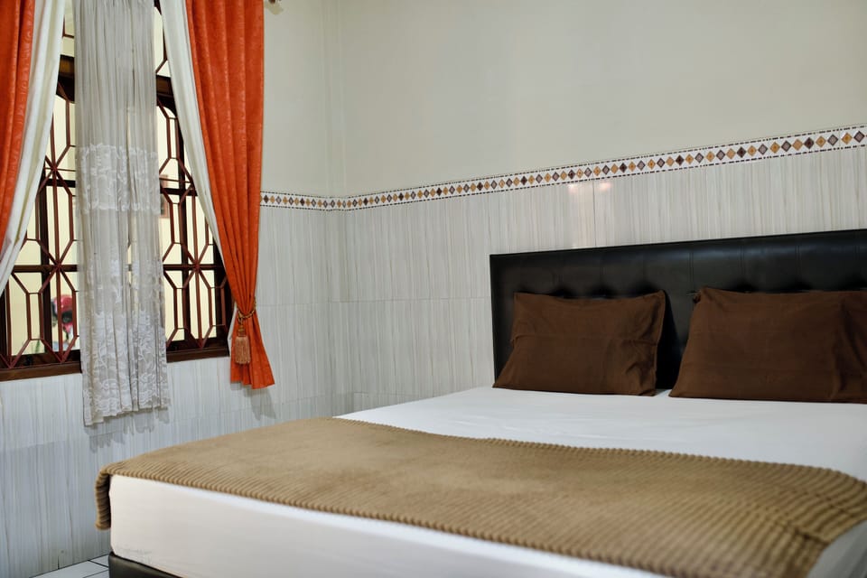 Deluxe Double Room, 1 Double Bed | Free WiFi