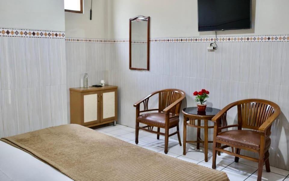 Standard Double Room | Free WiFi