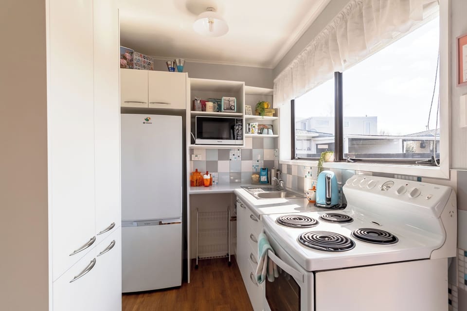 Compact but functional kitchen to prepare a meal.
Cookware, ricecooker provided