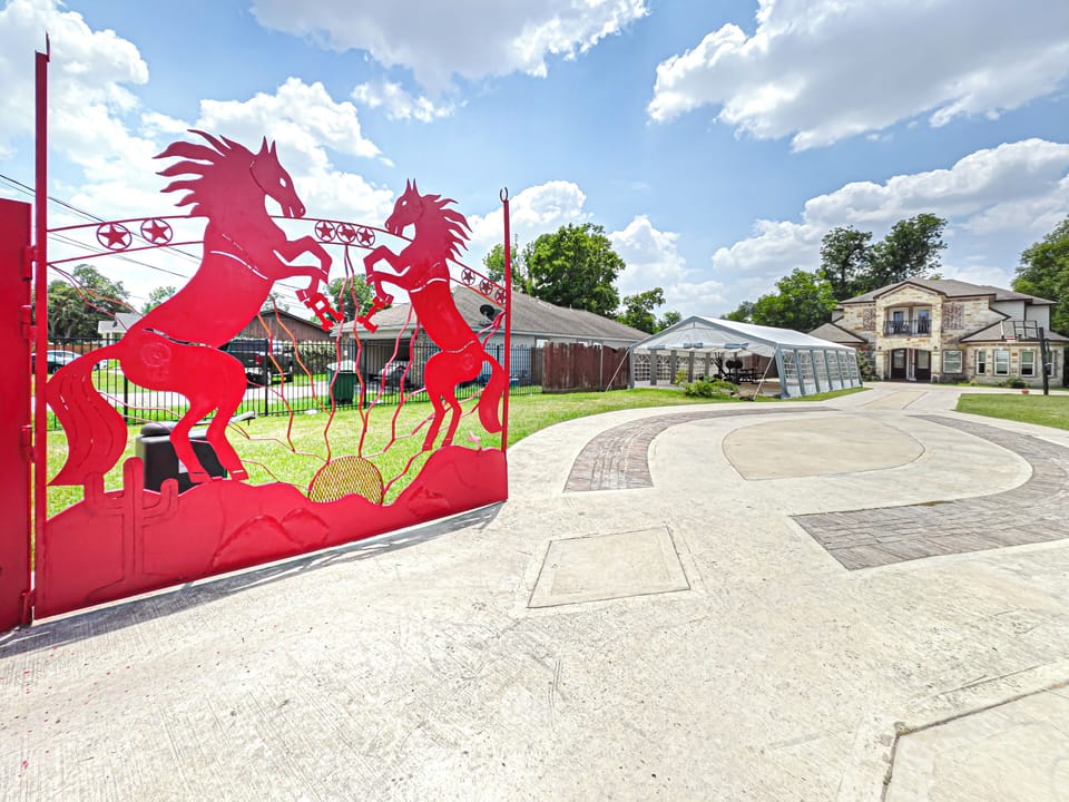 Giant Front Yard with Gate
