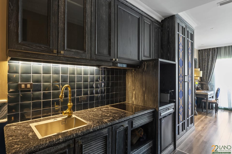 Design Room, City View | Private kitchen | Mini-fridge, stovetop, espresso maker, coffee/tea maker