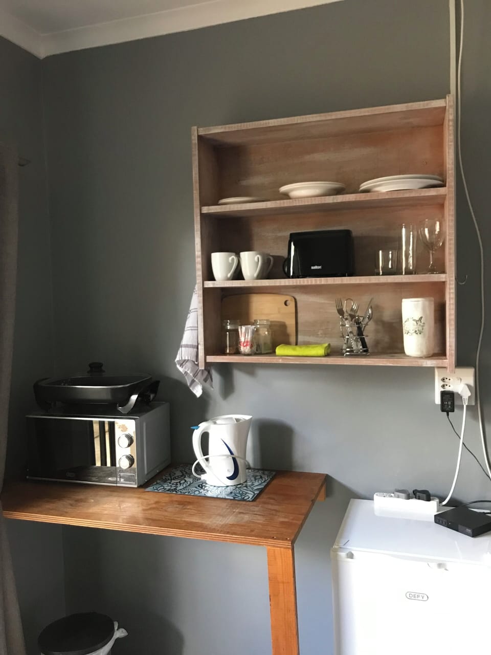 Standard Double Room | Private kitchen | Mini-fridge, microwave, electric kettle, cookware/dishes/utensils