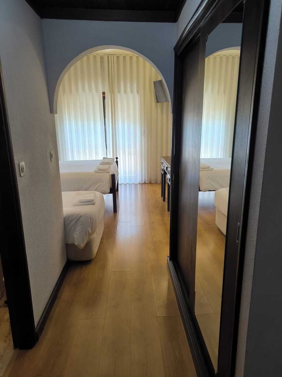 Free WiFi, bed sheets