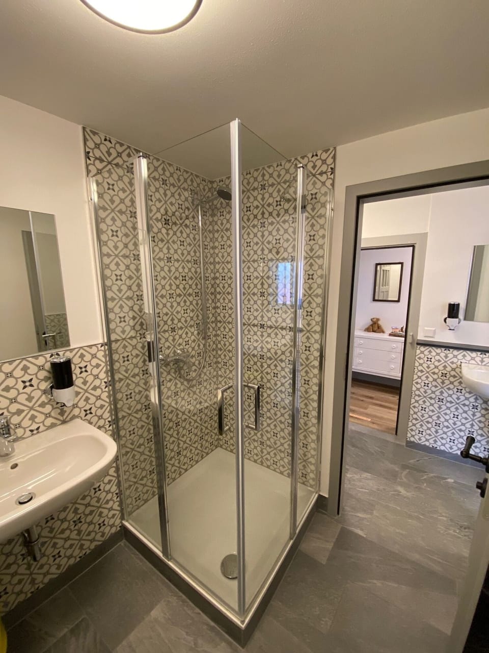 Separate tub and shower, rainfall showerhead
