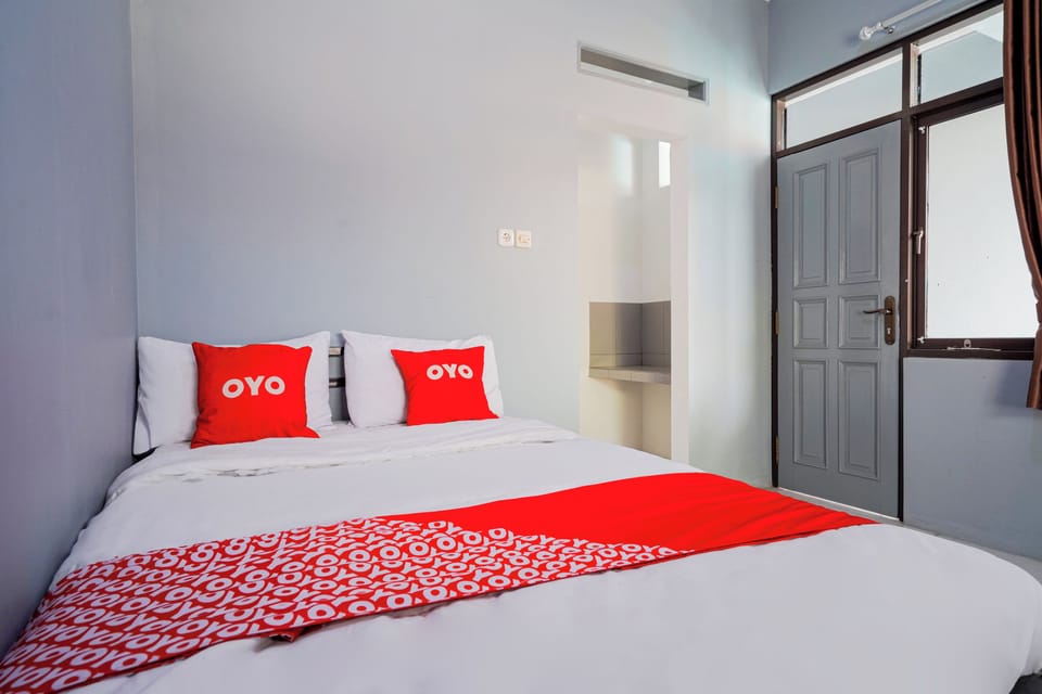Deluxe Double Room | WiFi (free), bed sheets