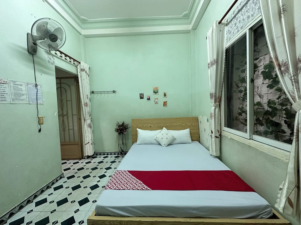 Standard Double Room | Bed sheets