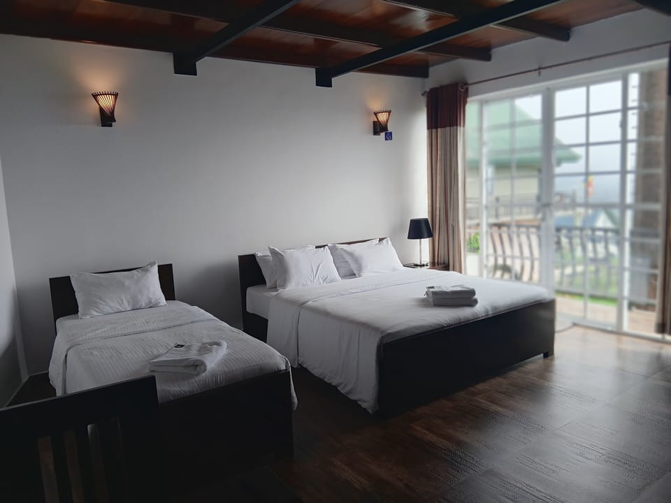 Deluxe Quadruple Room