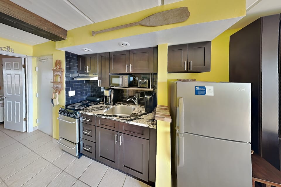 Kitchen - Fully Stocked Kitchen