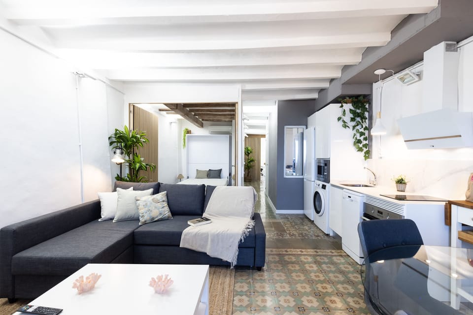 House | 2 bedrooms, desk, iron/ironing board, Internet