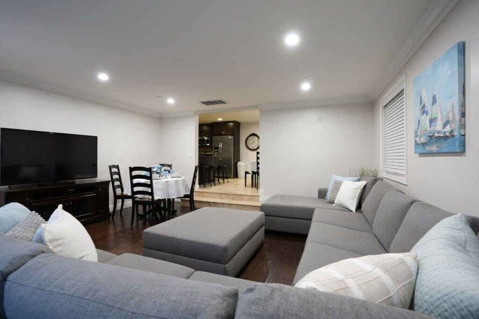 House, Multiple Beds, Pool Access, Pool View (Destination #06) | Living area