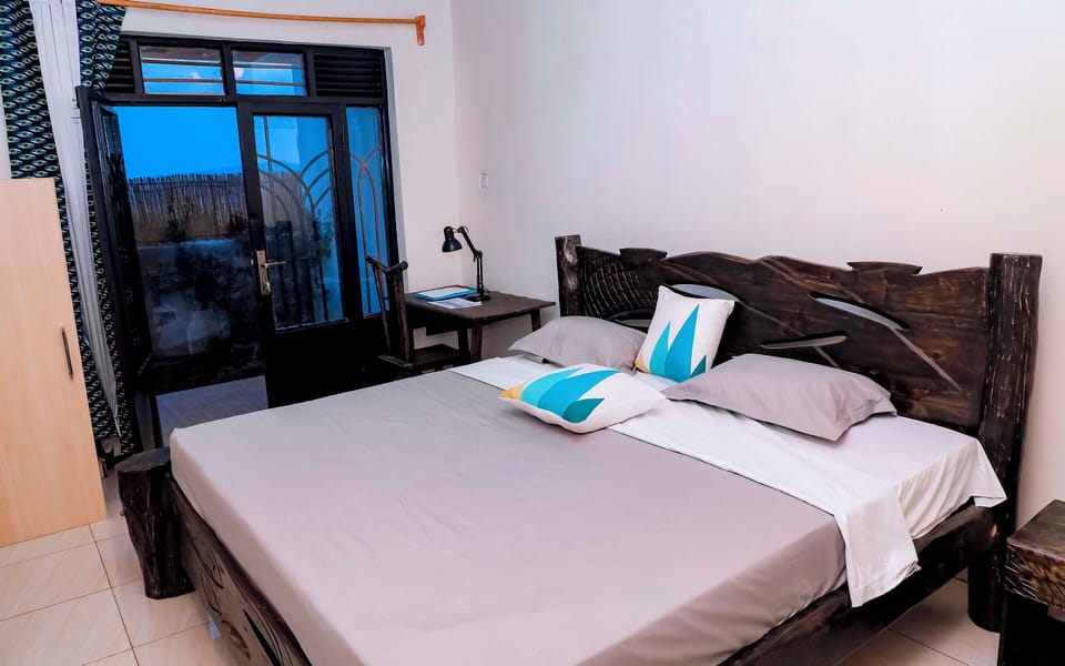 Deluxe Double Room, Garden View | Egyptian cotton sheets, premium bedding, down comforters