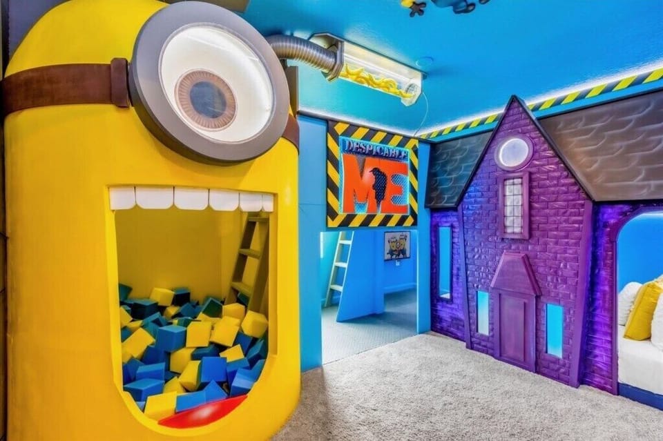 2369SaltyWindsWay(38)