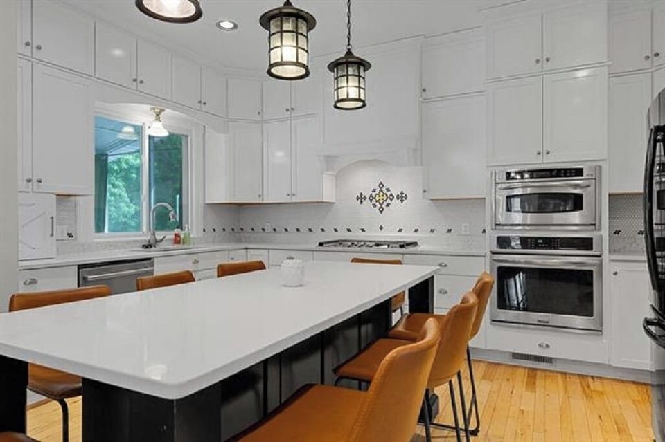 Kitchen Island seating
