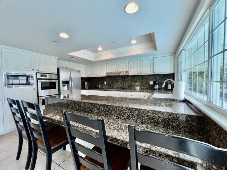 House, Multiple Beds, Pool Access, Pool View (Destination #18) | Private kitchen | Electric kettle