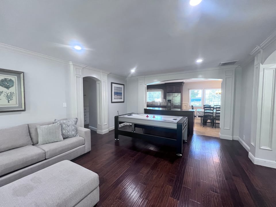 House, Multiple Beds, Pool Access, Pool View (Destination #03) | Living area