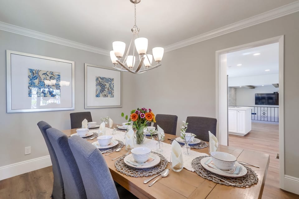 House, Multiple Beds, Pool Access, Pool View (Destination #44) | In-room dining