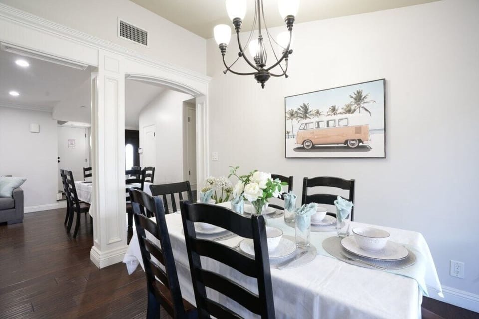House, Multiple Beds, Pool Access, Pool View (Destination #27) | Dining