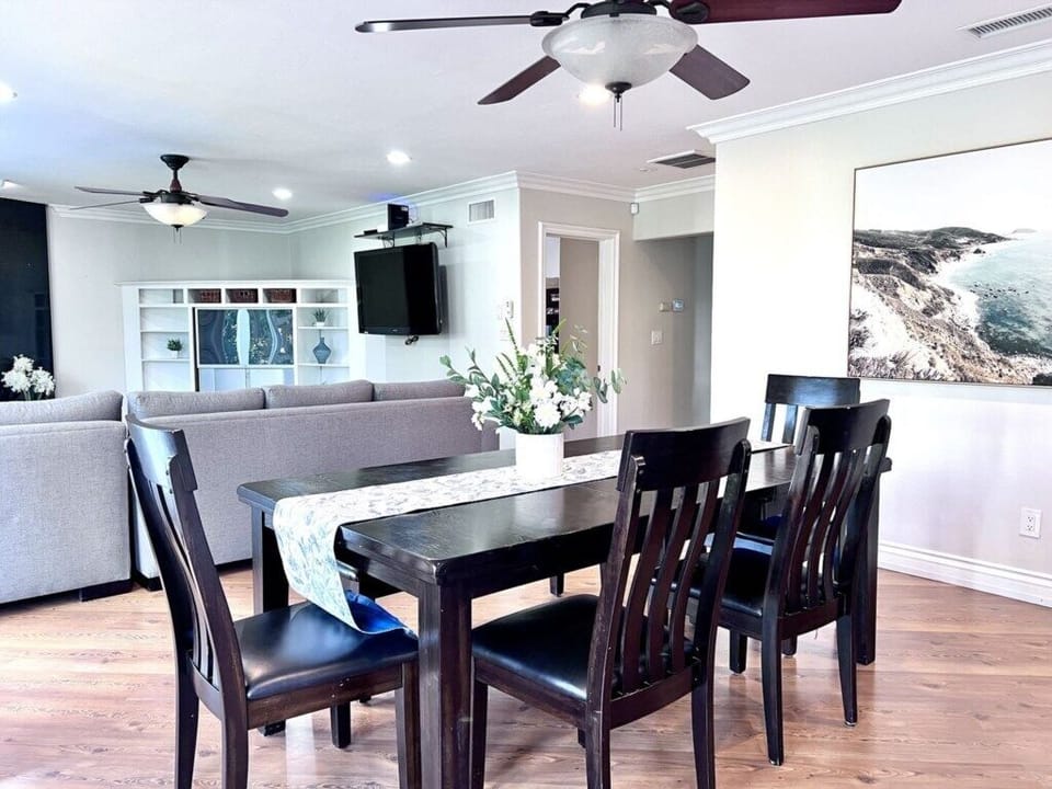 House, Multiple Beds, Patio, Garden View (Destination #36) | Dining
