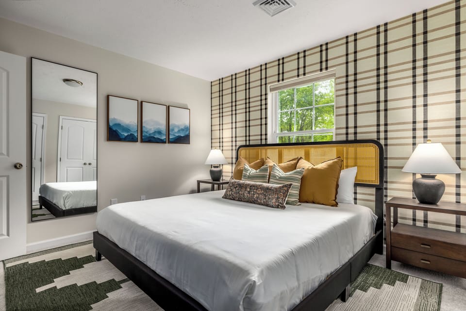 The second king bedroom is designed to make you feel at home. Pocono Mountains Family Friendly & Kid Friendly Amenities, Hot Tub, Sauna, Fire Pit, Grill, Game room, Gaming stations, Pool, Ski, Hike