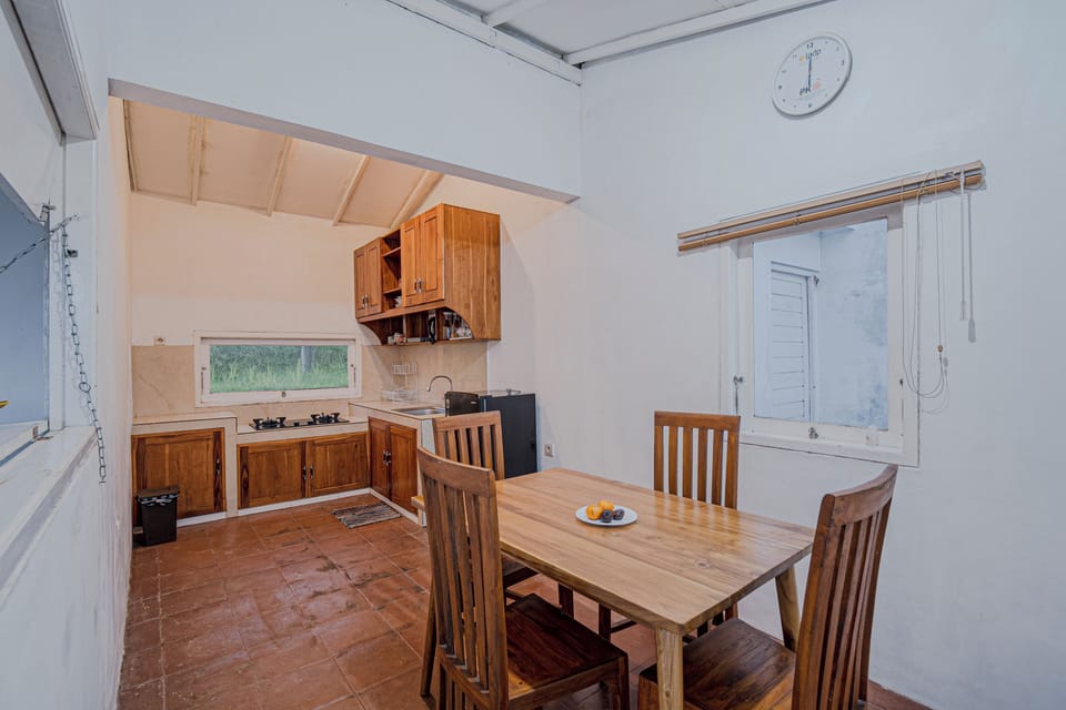 Family Room | Private kitchen | Electric kettle
