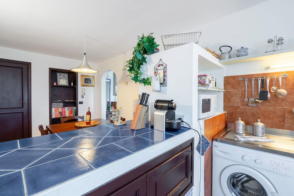 Autumn, Kitchen, Spring, Summer