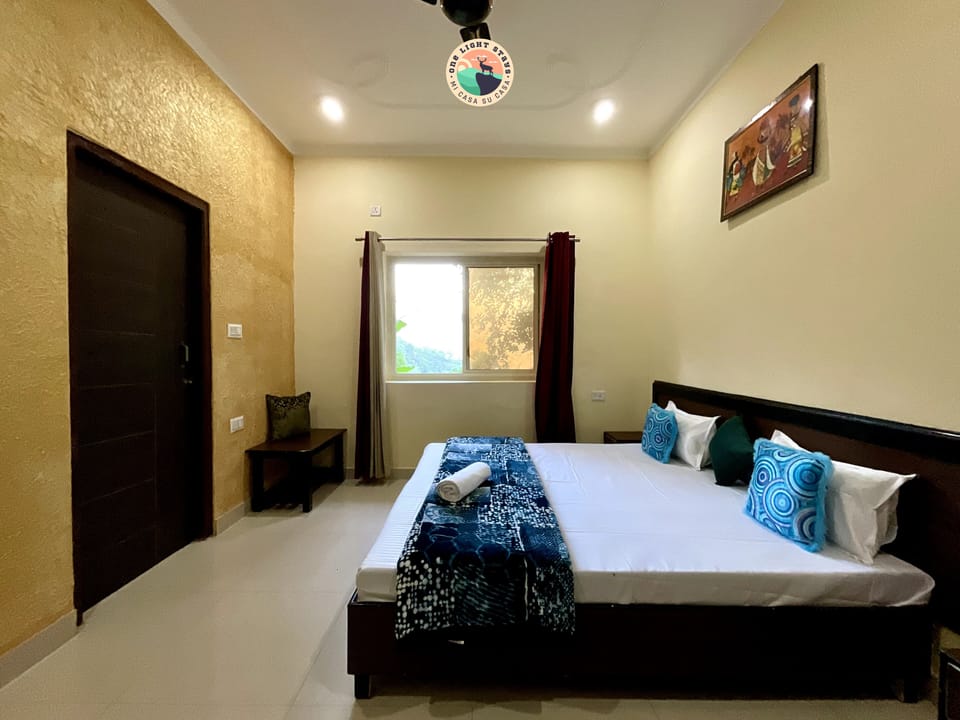 Comfort Double Room, Mountain View | Desk, laptop workspace, free WiFi