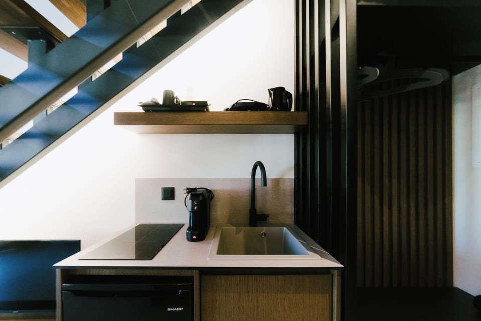Luxury Duplex, Pool View | Egyptian cotton sheets, premium bedding, pillowtop beds, free minibar
