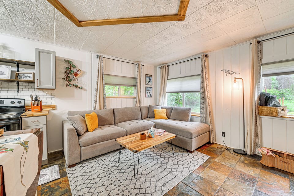 House (2 Bedrooms) | Interior