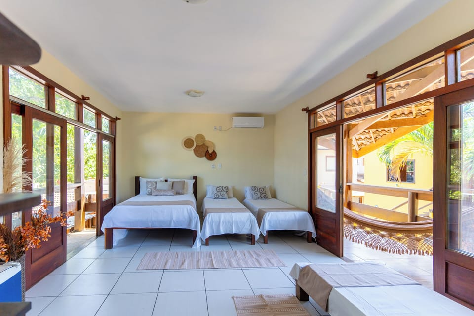 Quadruple Room | WiFi (free), bed sheets